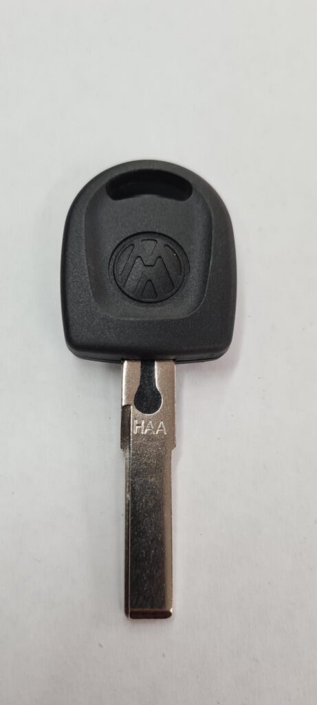 Llave de coche con mando codificada